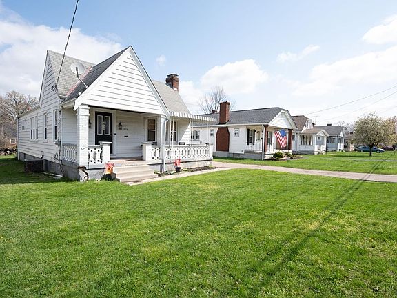 2nd image of 3808 Lansdowne Ave