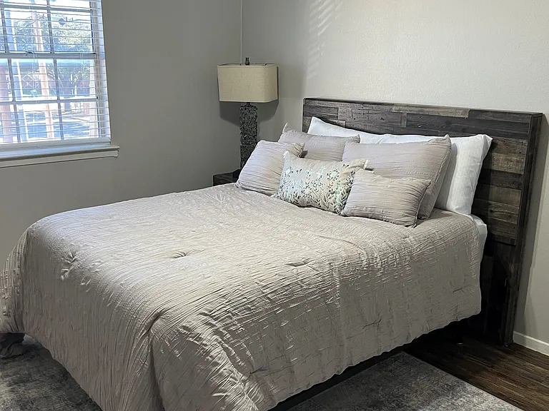 Jackson Way Apartments — Photo 5