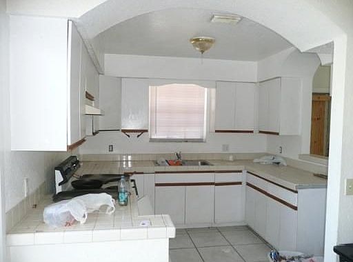 2nd image of 931 N C St