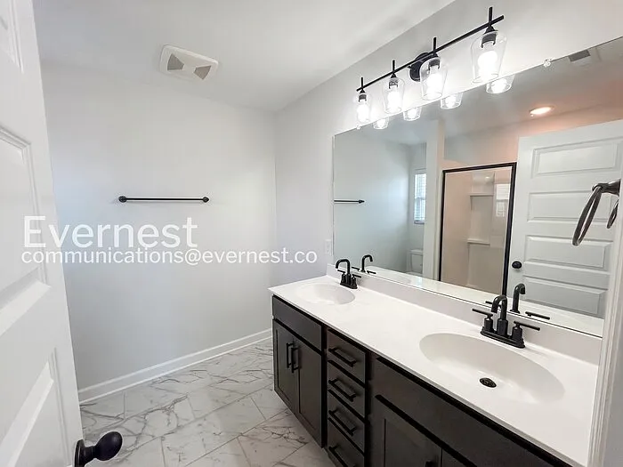 1741 Fenway Loop — Photo 18