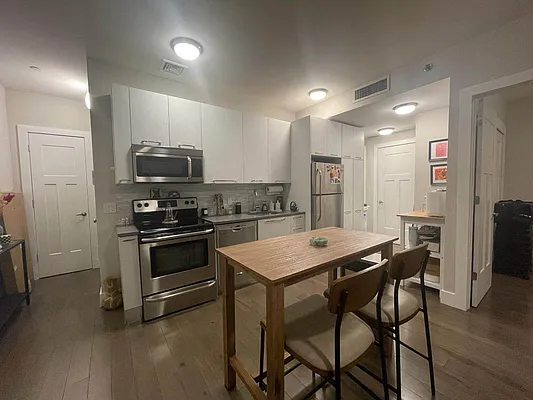 Rented by Corcoran | media 6