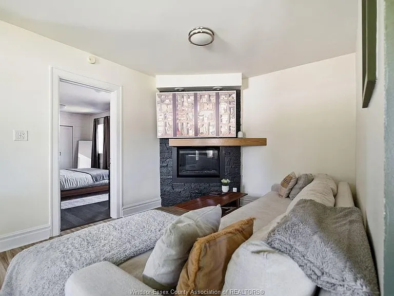 395 Brighton Rd — Photo 6