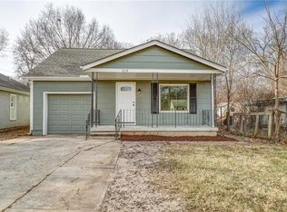 214 S 5th St, Edwardsville, KS 66111