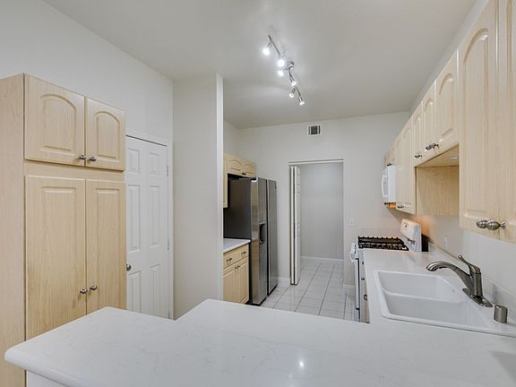 3rd image of 2625 Pebblegold Ave