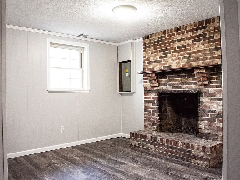 110 Leatherbark Rd — Photo 31