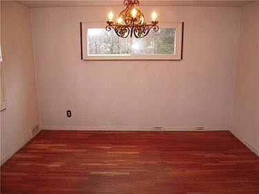 4th image of 4821 Sherwood Dr