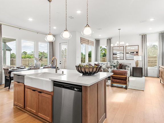 7th image of this home
