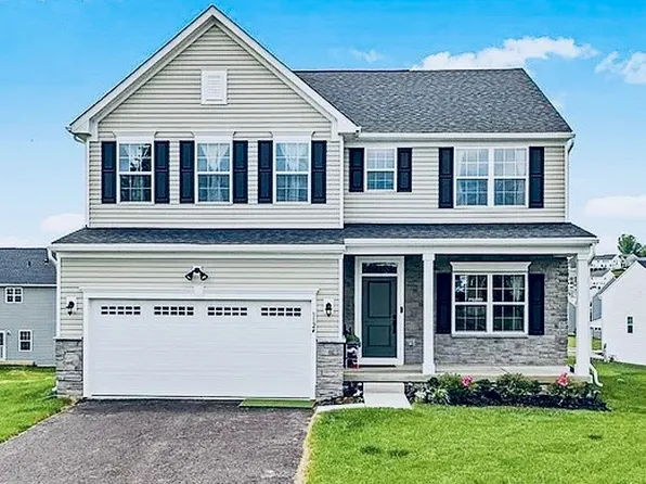 1124 Nursery St, Fogelsville, PA 18051