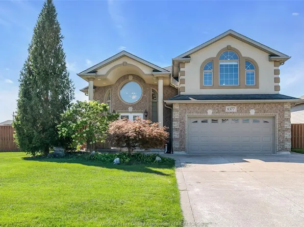 1377 Girard Dr, Lakeshore, ON N0R 1A0