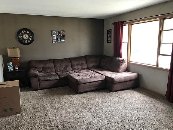 3rd image of 527 W Forest Park
