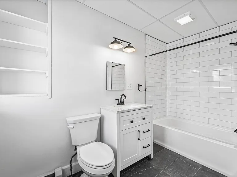 33 Franklin St — Photo 13