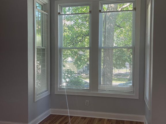 4th image of 7917 S Coles Ave Floor 1