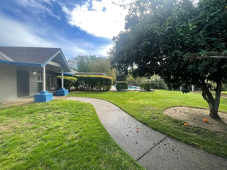 3742 Orchard Ln — Photo 1