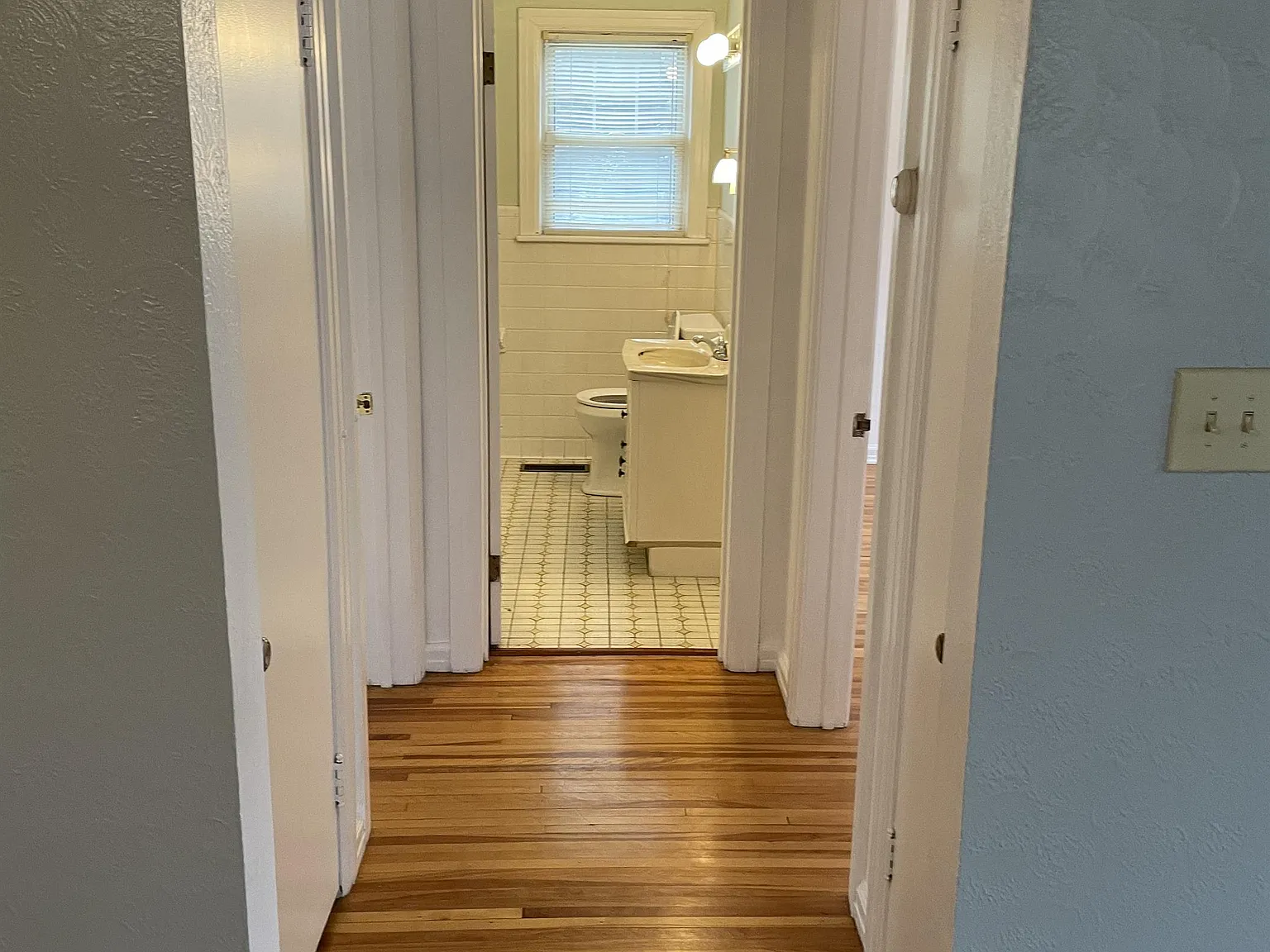 118 Northwestern Avenue - 1 — Photo 4