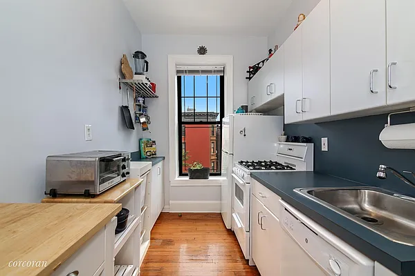 Sold by Corcoran | media 3