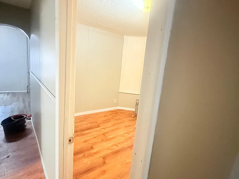 815 Sherburne Ave #2 — Photo 16