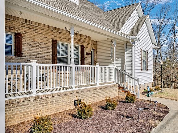 3rd image of 2125 Buffalo Valley Rd