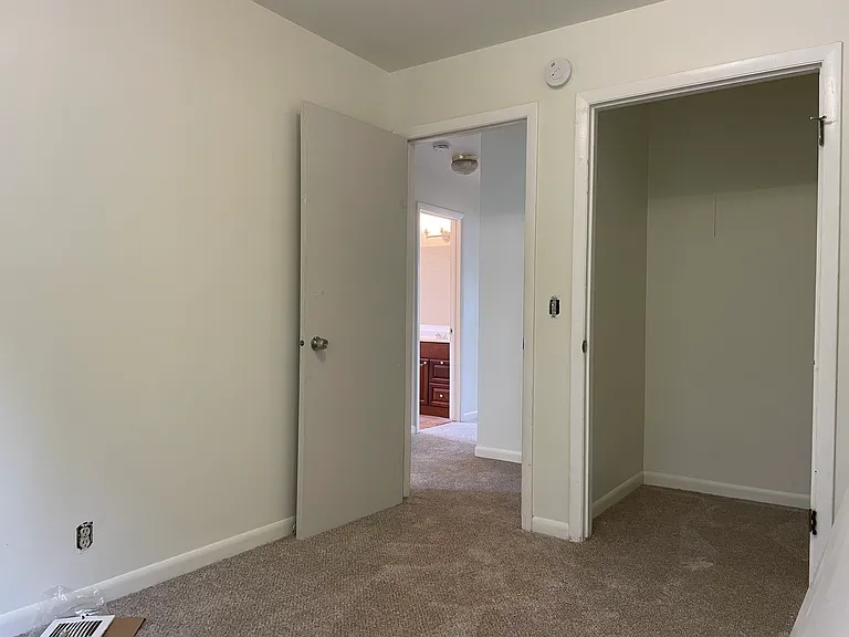6214 Raymond Rd — Photo 14