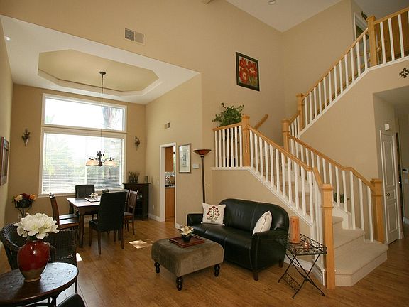 2nd image of 4929 Brookburn Dr