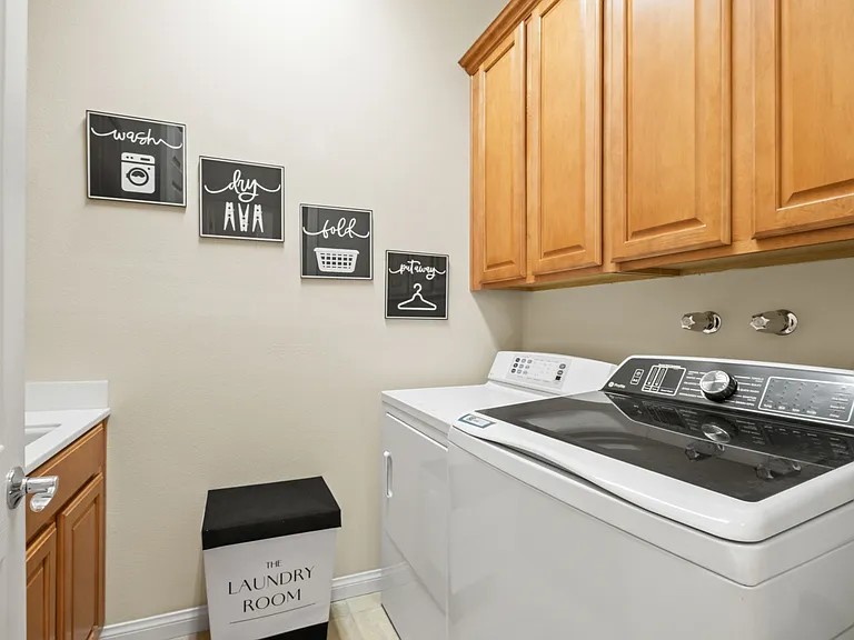 80528 Avenida San Fernando — Photo 23