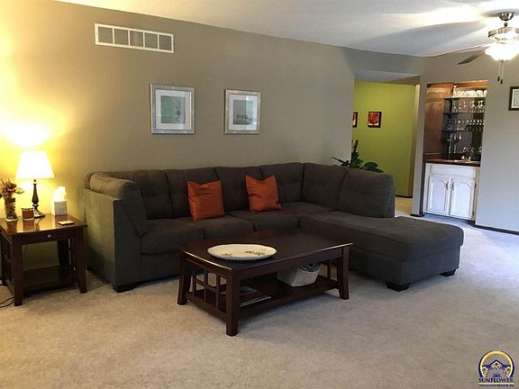 4th image of 2904 SW Foxcroft 1 Ct