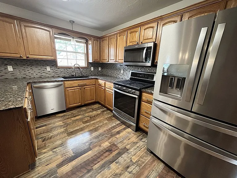 5480 S Aaron Ave — Photo 7