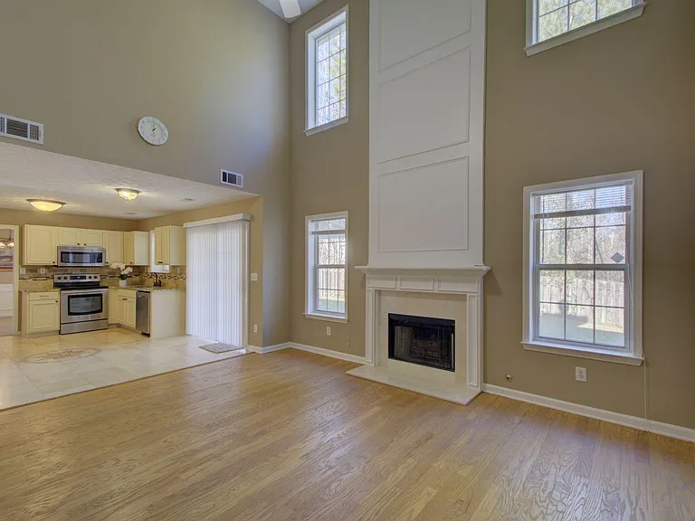 2820 Northcliff Dr — Photo 11