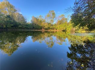 2586 E Spring Valley Pike, Dayton, OH 45458