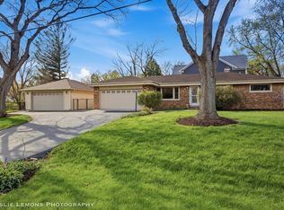 3S328 Juniper Ln, Glen Ellyn, IL 60137