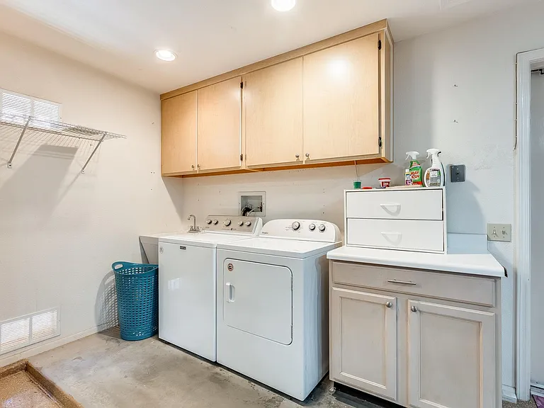 22903 N Shorthorn Ct — Photo 32