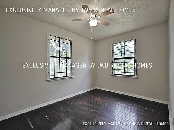 3rd image of 1905 Prospect St W