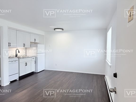 2nd image of 3201 W 4th St APT 4