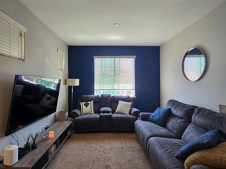 2001 Tamayo Way — Photo 5