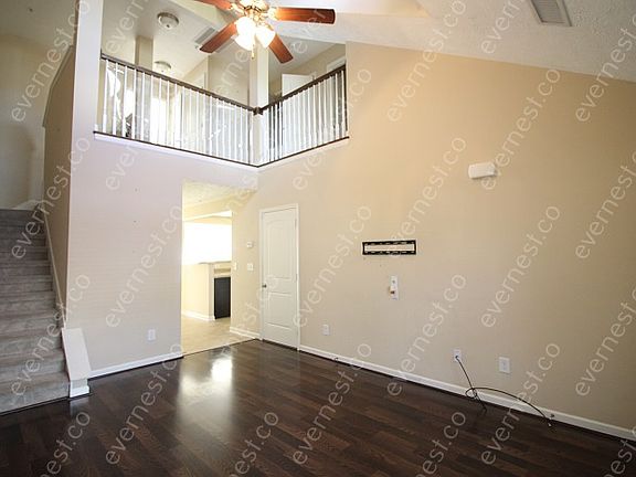 5th image of 4014 Rhythm Dr