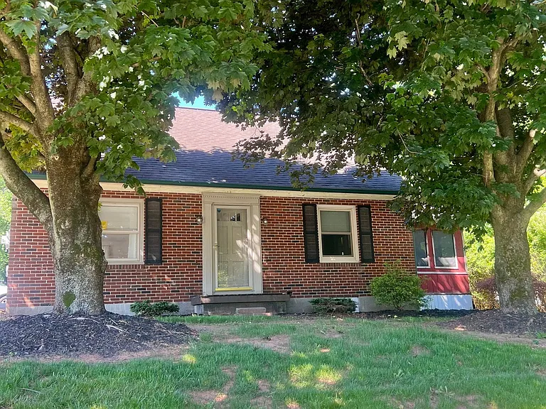 119 E Church St — Photo 1