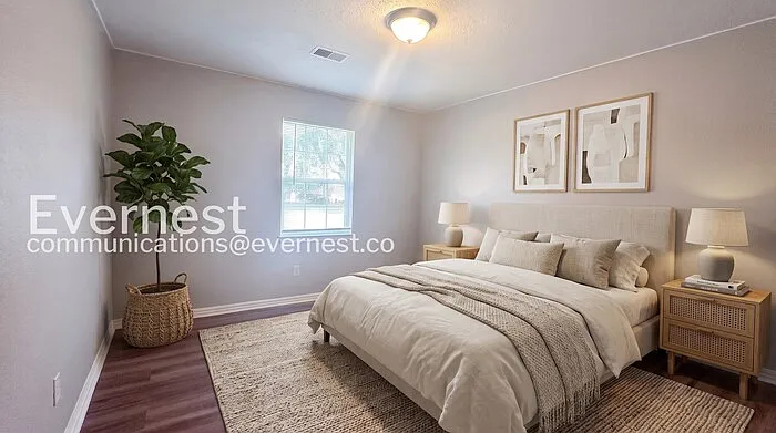 1216 Woodland Ave SW — Photo 3