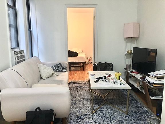 4th image of 512 E 80th St APT 11