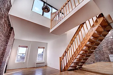 Rented by Urbane Brokerage