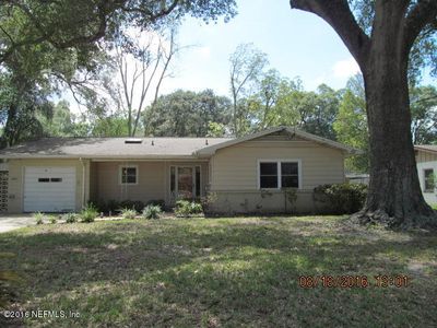 8422 LOSTARA Avenue N, Jacksonville, FL, 32211