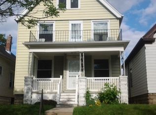 3224 N 25th St, Milwaukee, WI 53206