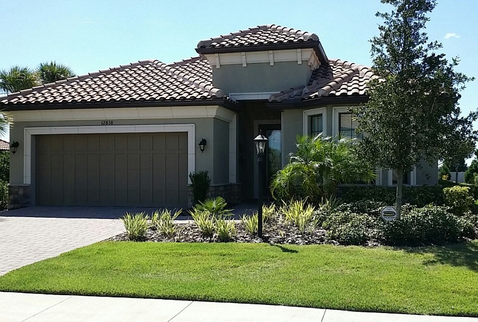Beautiful pavers create an elegant entrance to the home.