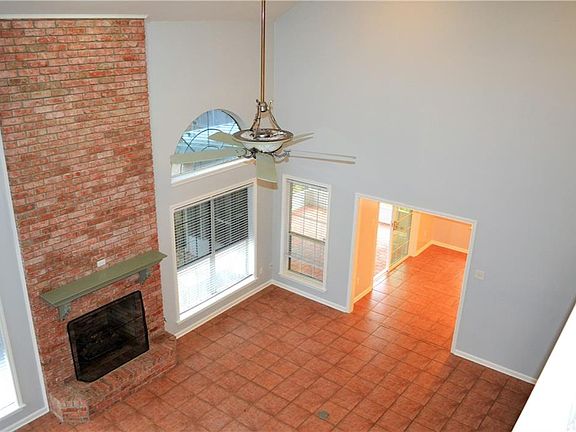 5th image of 6210 Cobblestone Dr