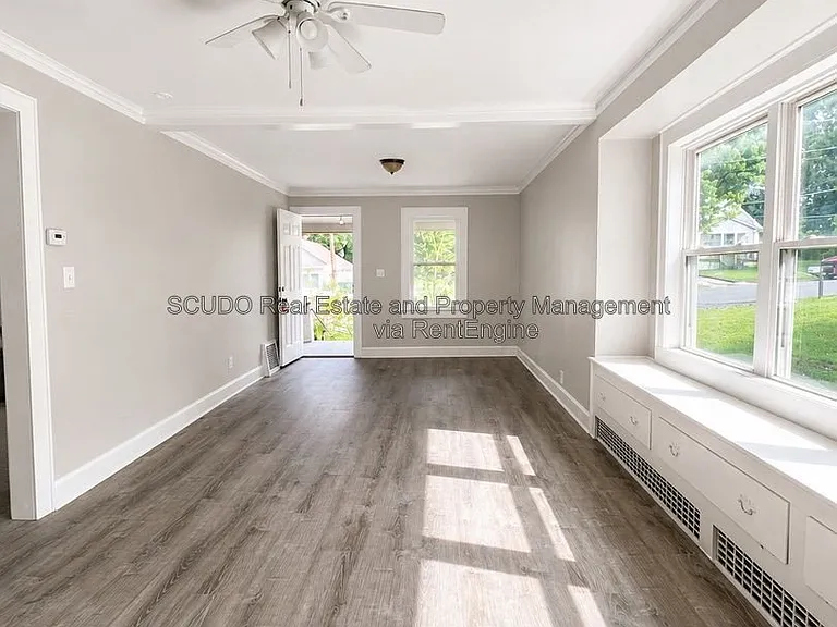 2723 Lathrop Ave — Photo 20