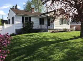 19 Arnold St, Chicopee, MA 01013