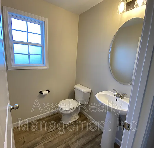 1116 Cloud View Dr — Photo 11
