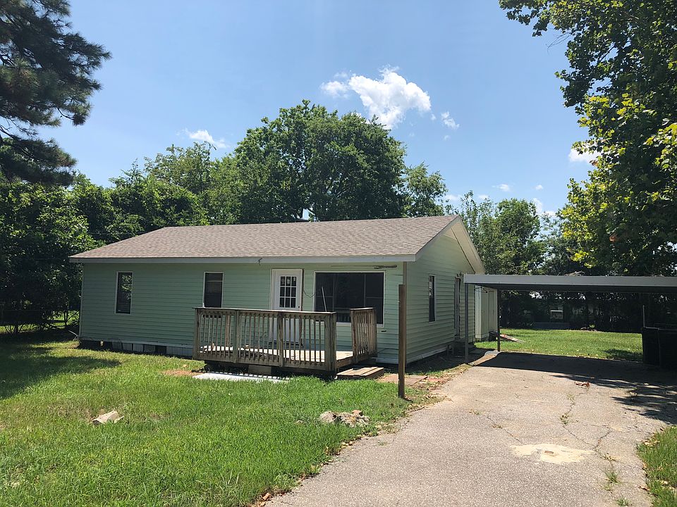 1st image of 2615 Rushmore Dr