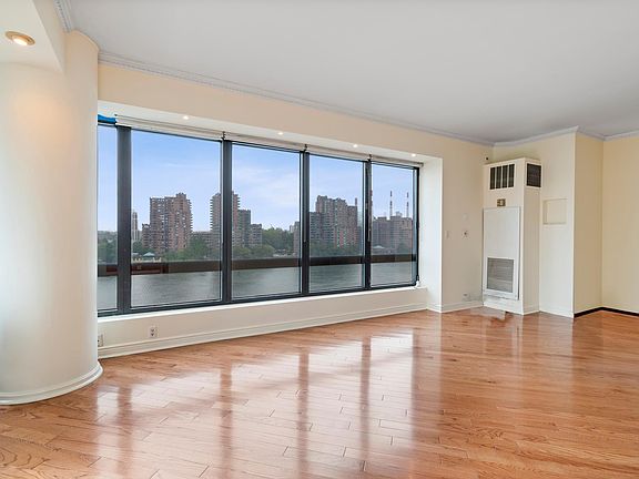 4th image of 530 E 76th St APT 7G