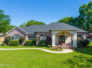 8009 Double Lake Rd, Picayune, MS 39466