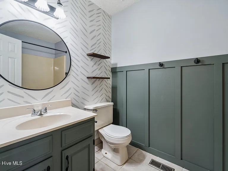 406 S Brookside Ct — Photo 13