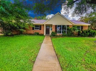 6027 McKnight St, Houston, TX 77035